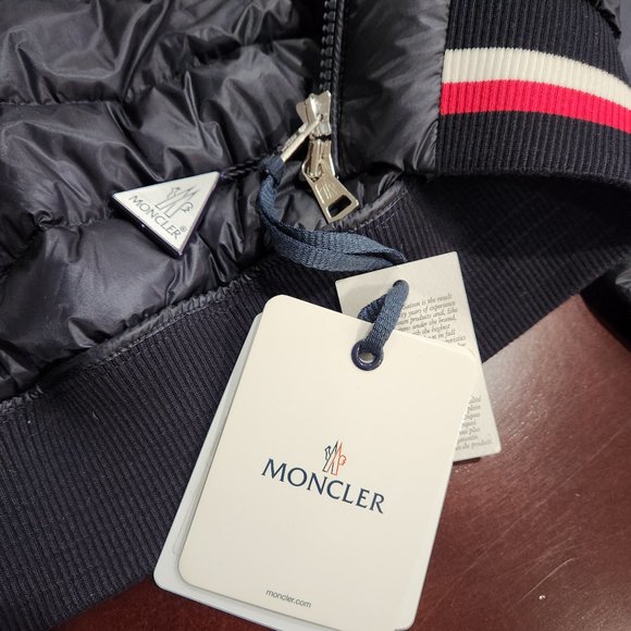 Moncler Logo-Patch Zip-Up Padded Bomber Jacket - Picture 16 of 16